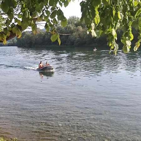 Vikendica Dani * Ljubovija