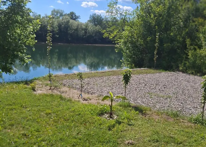 Vikendica Dani Ljubovija